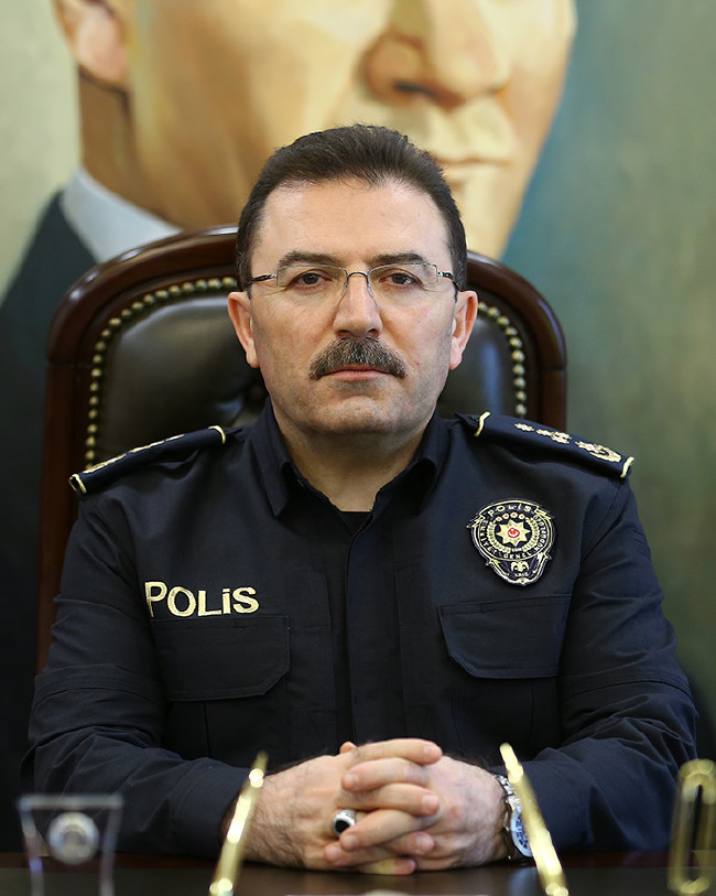 Emniyet'te üniforma reformu 70