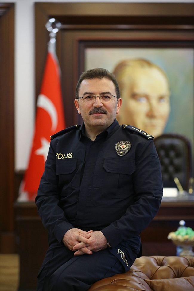 Emniyet'te üniforma reformu 72