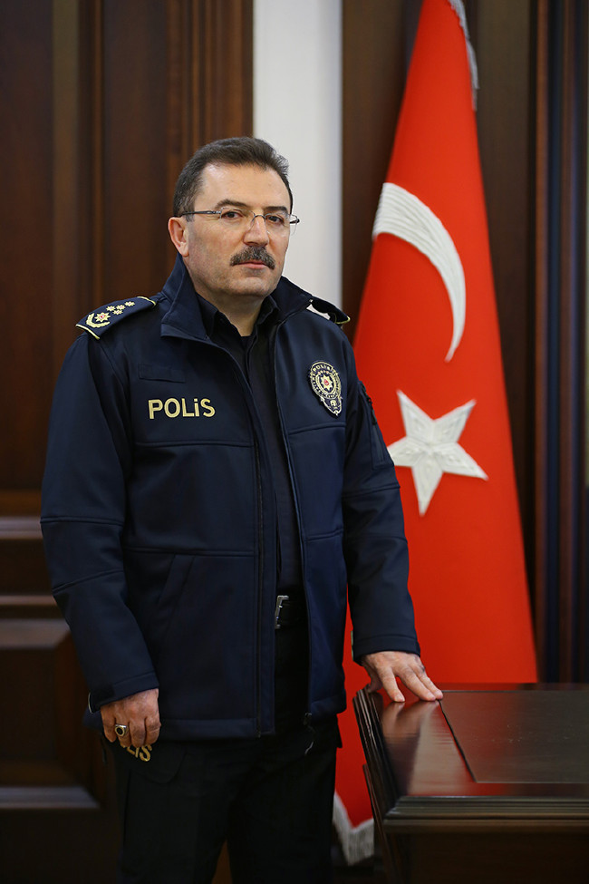 Emniyet'te üniforma reformu 73