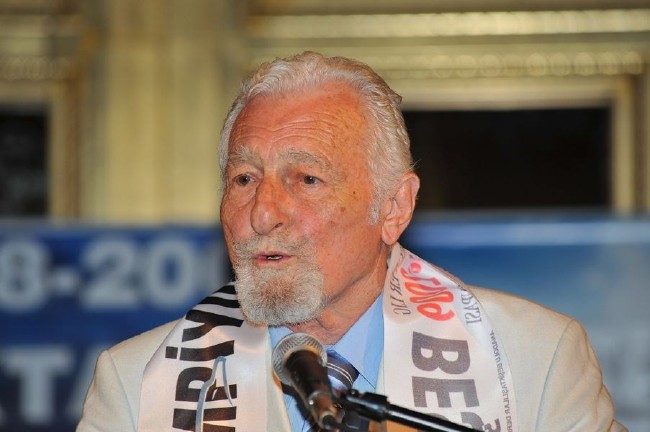 Bugün günlerden Süleyman Seba 18