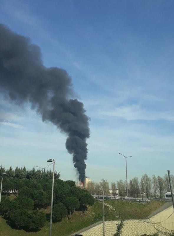 Korkutan yangından kareler 38