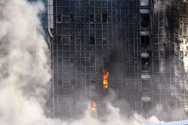 Korkutan yangından kareler 9