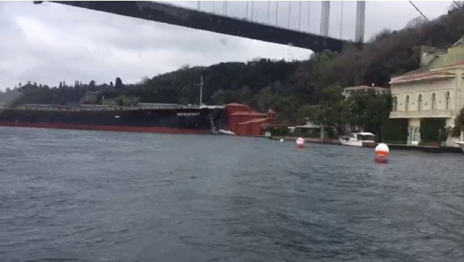 Tarihi yalı kaza sonrası bu hale geldi 3