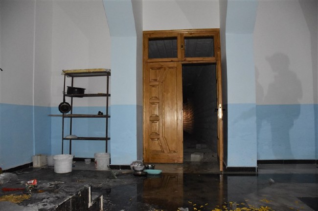 Afrin'de 1000 terörist kapasiteli dev yer altı karargahı 15