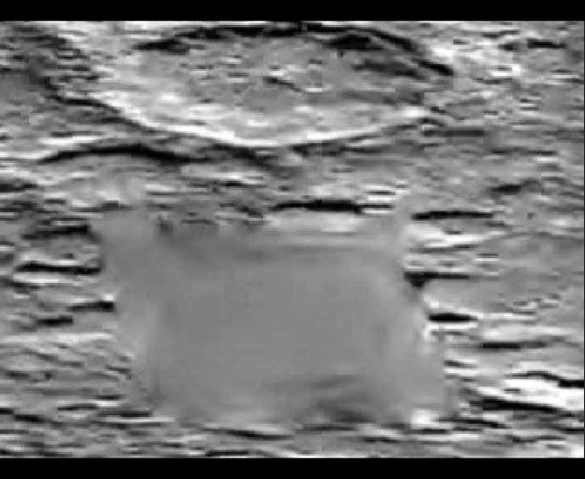 Mars ve Ay'da ilginç görüntüler 36