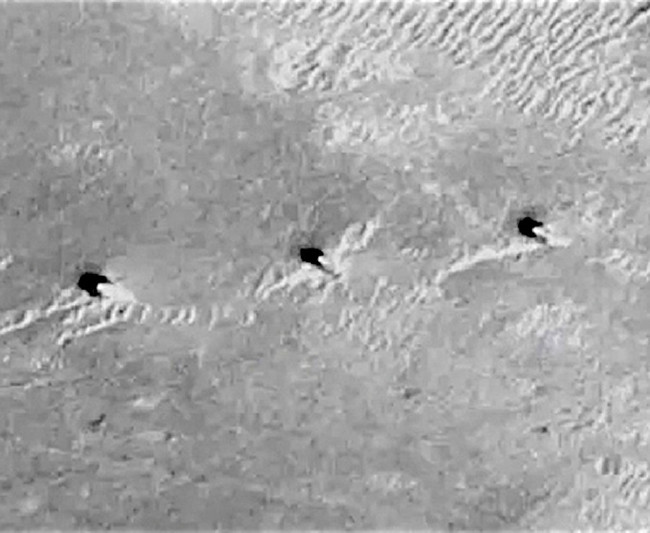 Mars ve Ay'da ilginç görüntüler 25