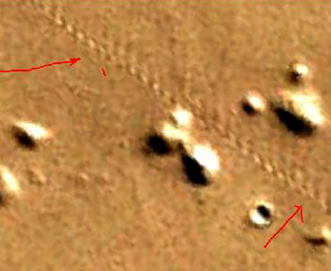 Mars ve Ay'da ilginç görüntüler 9