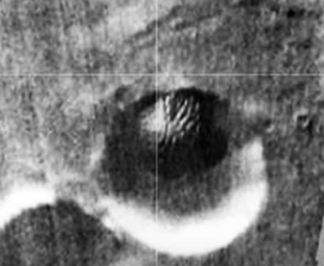 Mars ve Ay'da ilginç görüntüler 27