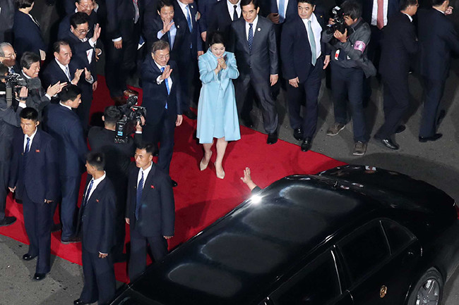 Tarihi zirvede ilk kez basının önüne geçti 10