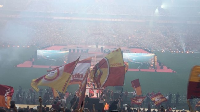 Şampiyon Galatasaray! Kutlamalardan renkli görüntüler 2