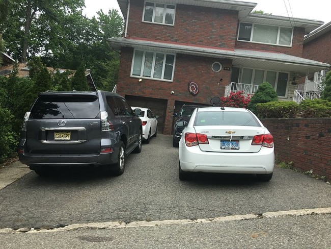 Adil Öksüz’ün eşi ABD’de görüntülendi 5