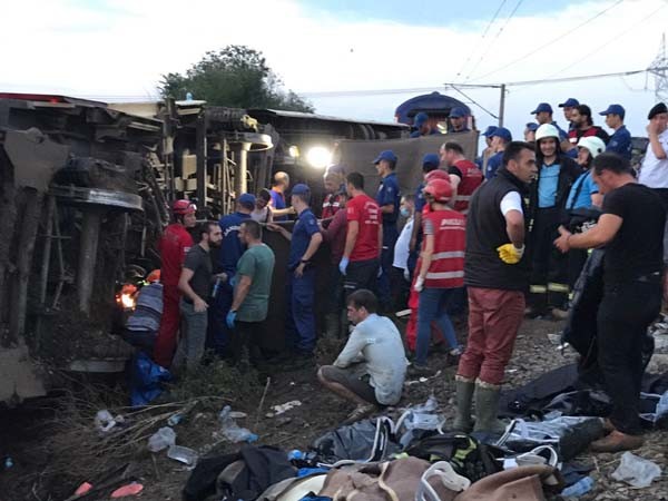 En zor teşhis... Yürekleri yakan anlar... 94