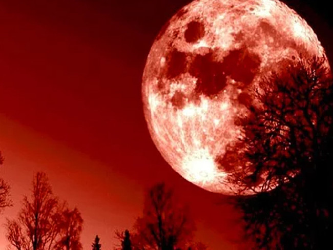 Kanlı ay tutulmasının burçlara etkisi ne olacak? 1