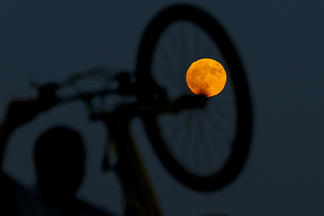 Kanlı Ay Tutulması'ndan nefes kesen kareler 47