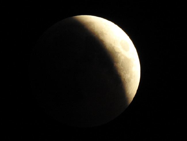 Kanlı Ay Tutulması'ndan nefes kesen kareler 23