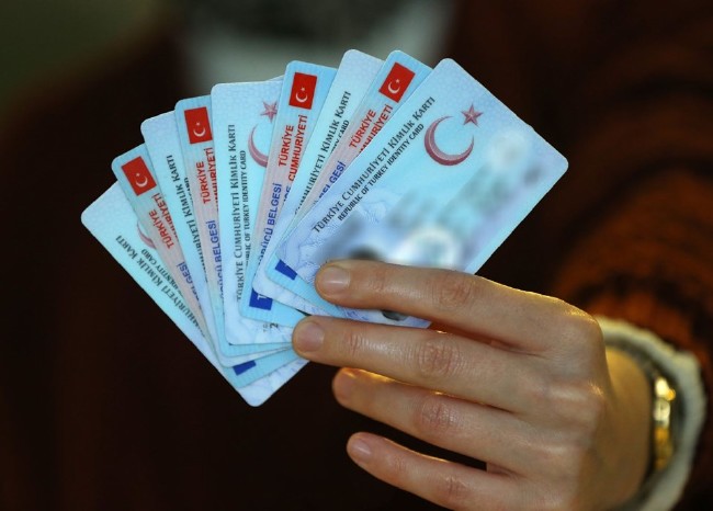 Pasaport ve ehliyette başvurular nasıl yapılır? 11