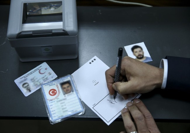 Pasaport ve ehliyette başvurular nasıl yapılır? 13