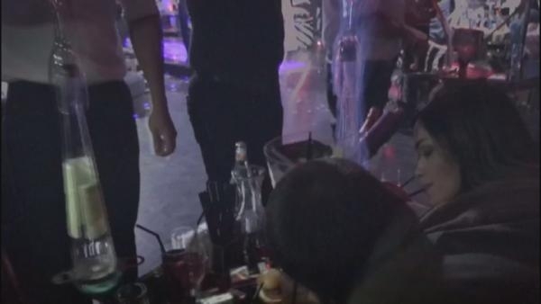 'Tosuncuk' Dubai'de gününü gün ediyor 11