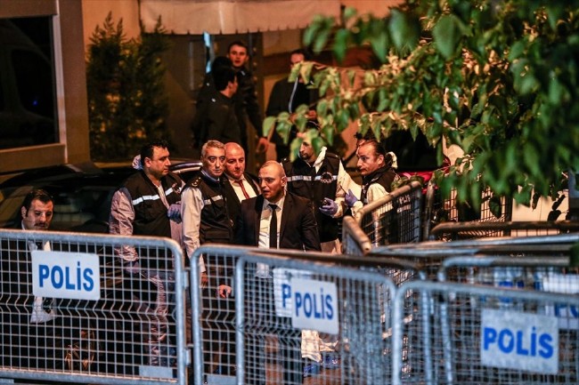 Türk polisi Suudi Konsolosluğu'nda 14