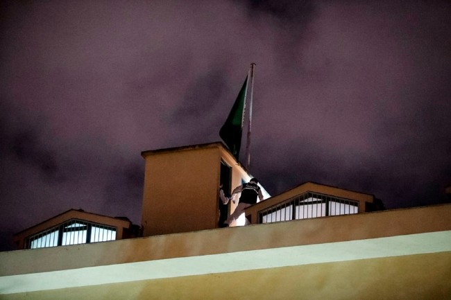 Türk polisi Suudi Konsolosluğu'nda 2