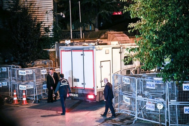 Türk polisi Suudi Konsolosluğu'nda 8