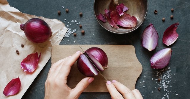 Beyni genç tutmak için soğan tüketin 14