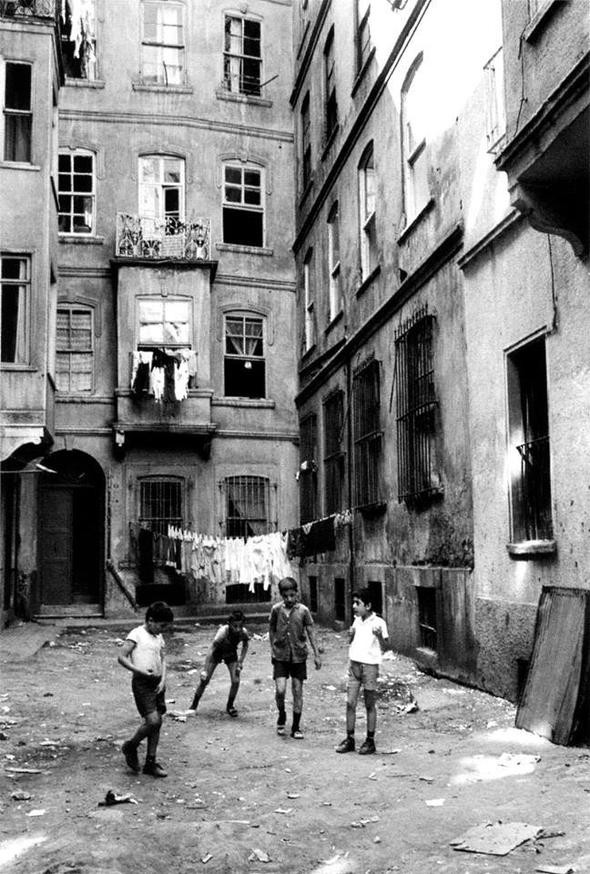 Dünya sanki objektifinin önünden geçti 17