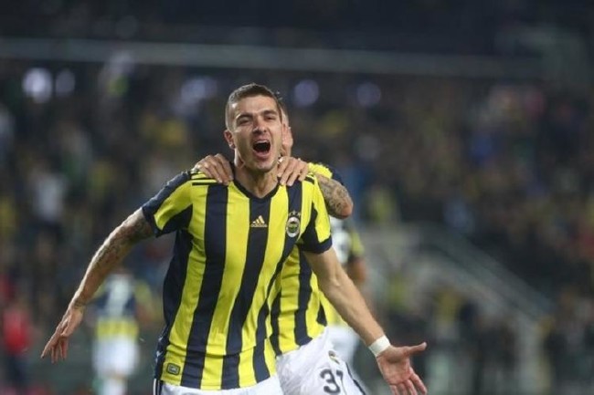 Sezon sonu sözleşmesi bitecek futbolcular 10