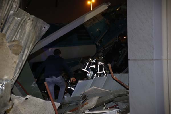 Hızlı tren kazasından kahreden kareler 81