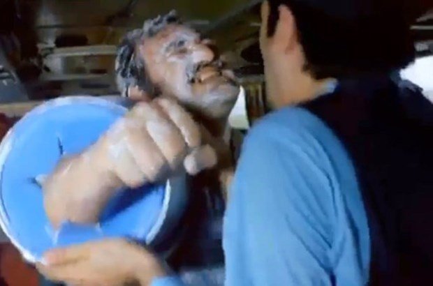 Kemal Sunal'ın filmindeki hata yıllar sonra ortaya çıktı 13