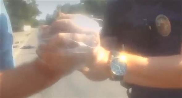 Arkadaşına el bombası verdi, pimini çekip kaçtı 1