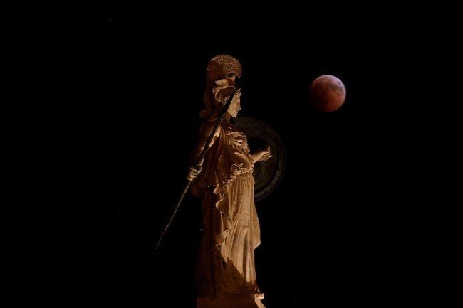 'Süper Kanlı Kurt Ay' için geri sayım başladı 37