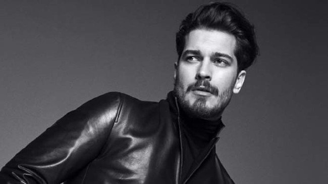 Netflix'ten Hakan: Muhafız müjdesi 8