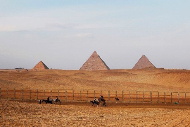 KGB de piramitleri araştırmış 12