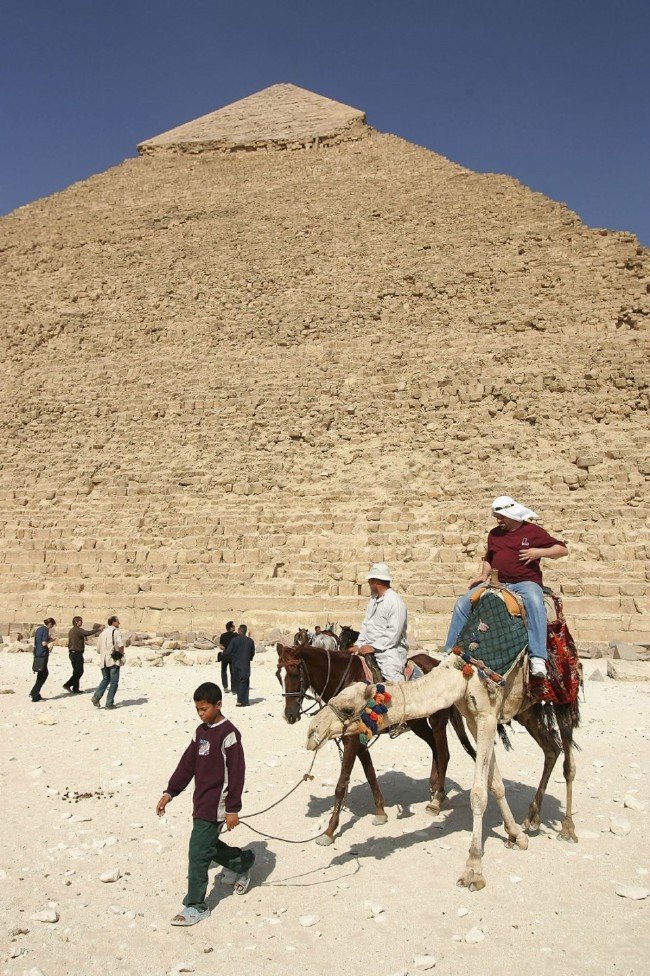 KGB de piramitleri araştırmış 10