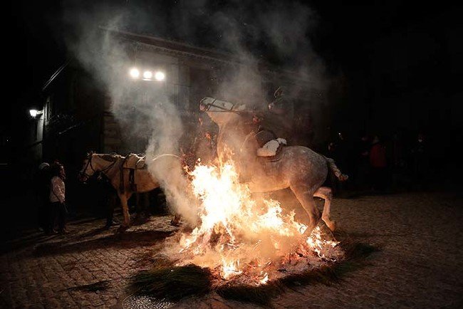 İspanya'da işkence gibi gelenek 19