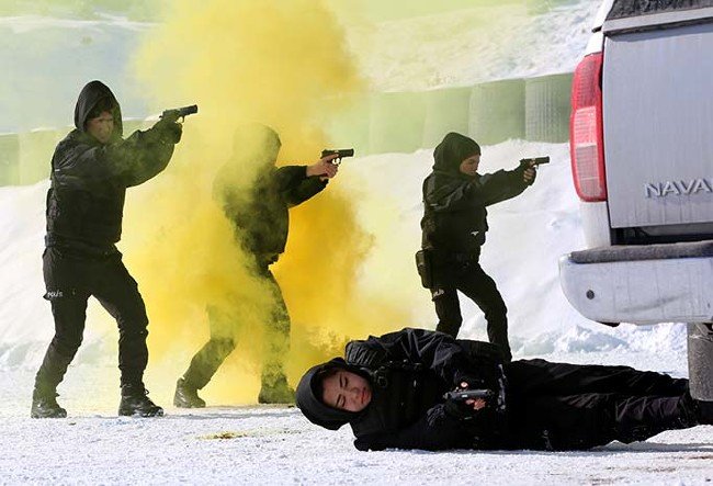 Afgan kadın polisler zorlu kış koşullarında mesleğe hazırlanıyor 34