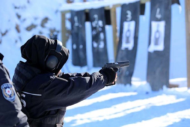 Afgan kadın polisler zorlu kış koşullarında mesleğe hazırlanıyor 40