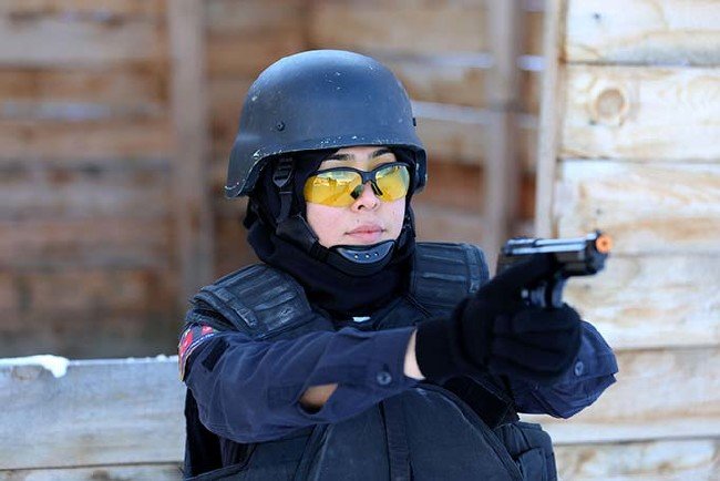 Afgan kadın polisler zorlu kış koşullarında mesleğe hazırlanıyor 7