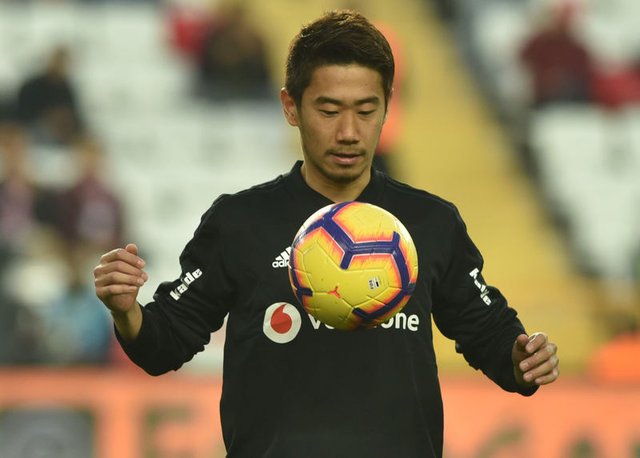 Sosyal medya Kagawa ile yıkıldı 15