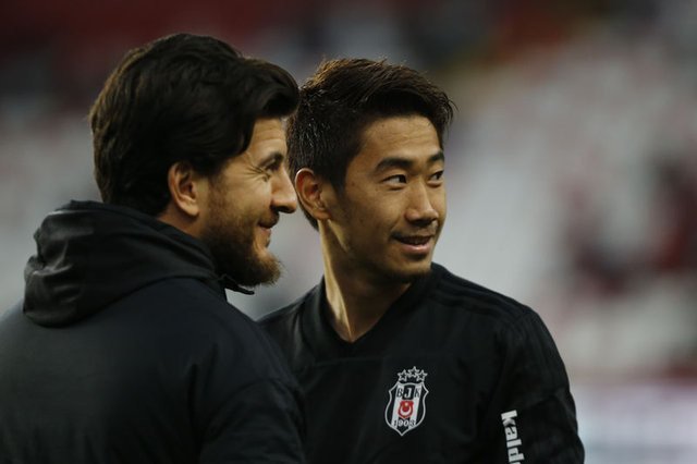 Sosyal medya Kagawa ile yıkıldı 22
