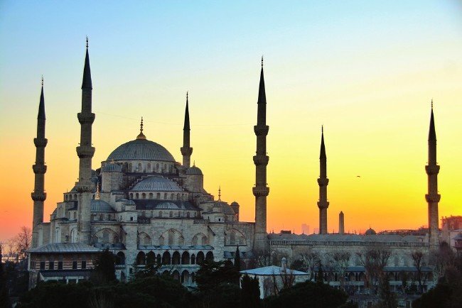Sultan Ahmet Camii'nin neden 6 minaresi var? 11