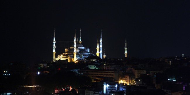 Sultan Ahmet Camii'nin neden 6 minaresi var? 21