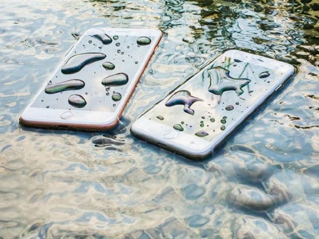 Suya düşen telefon nasıl kurtarılır? 1