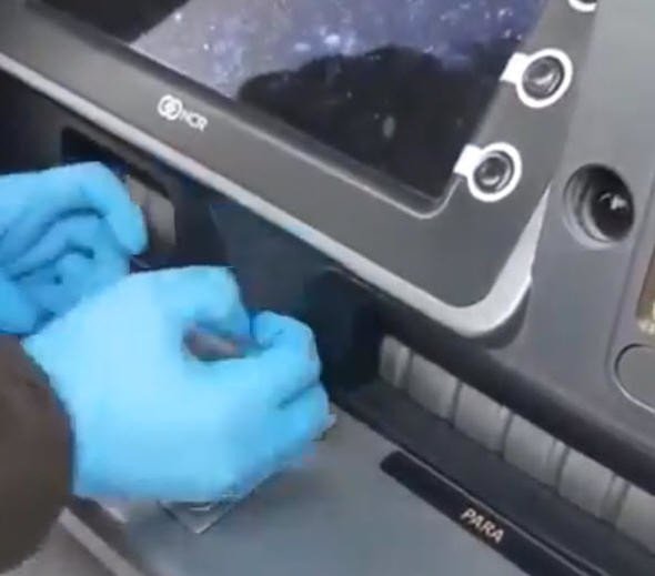 ATM'lerdeki gizli tehlikeye dikkat 5