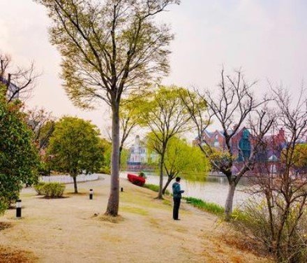 Sadece kadınların yaşadığı ilginç kasaba 12