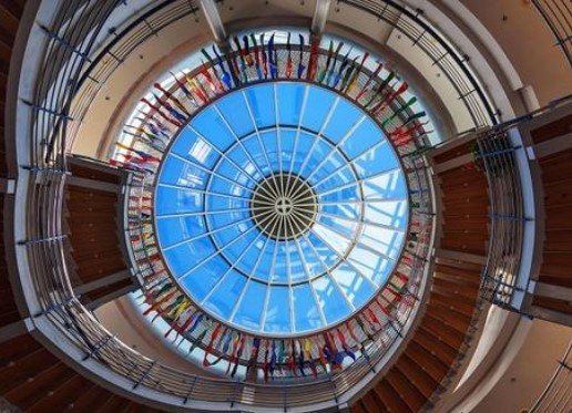 Sadece kadınların yaşadığı ilginç kasaba 19