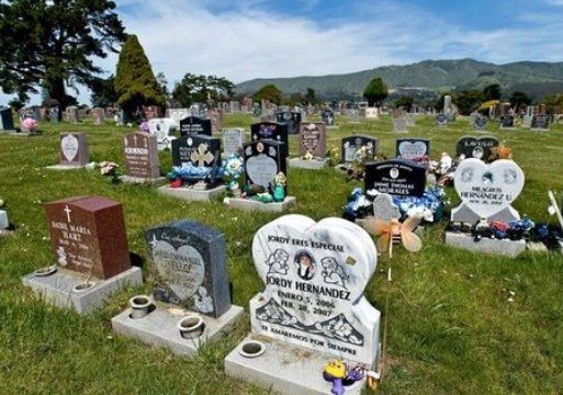 Sadece kadınların yaşadığı ilginç kasaba 21