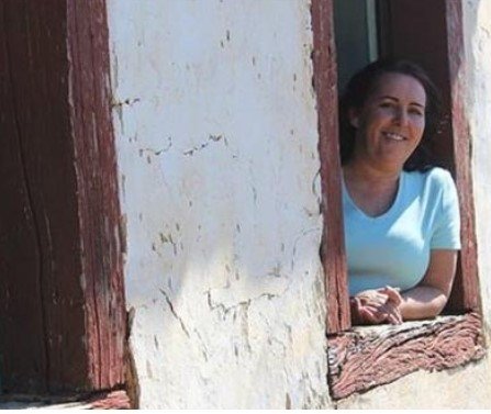 Sadece kadınların yaşadığı ilginç kasaba 6