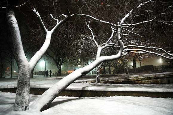 İstanbul beyaza büründü, Vali Yerlikaya uyardı! 23